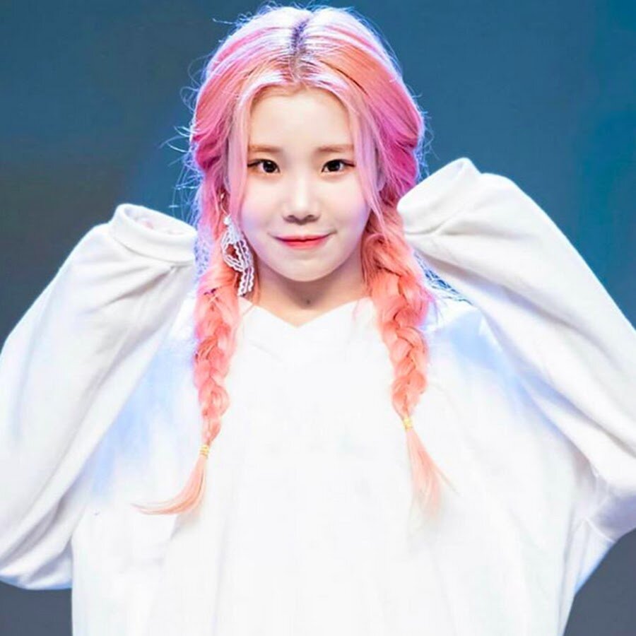Джуи. Джуи момолэнд. Джуи из MOMOLAND. Твайс Jooe. Джуи (ли Джувон)