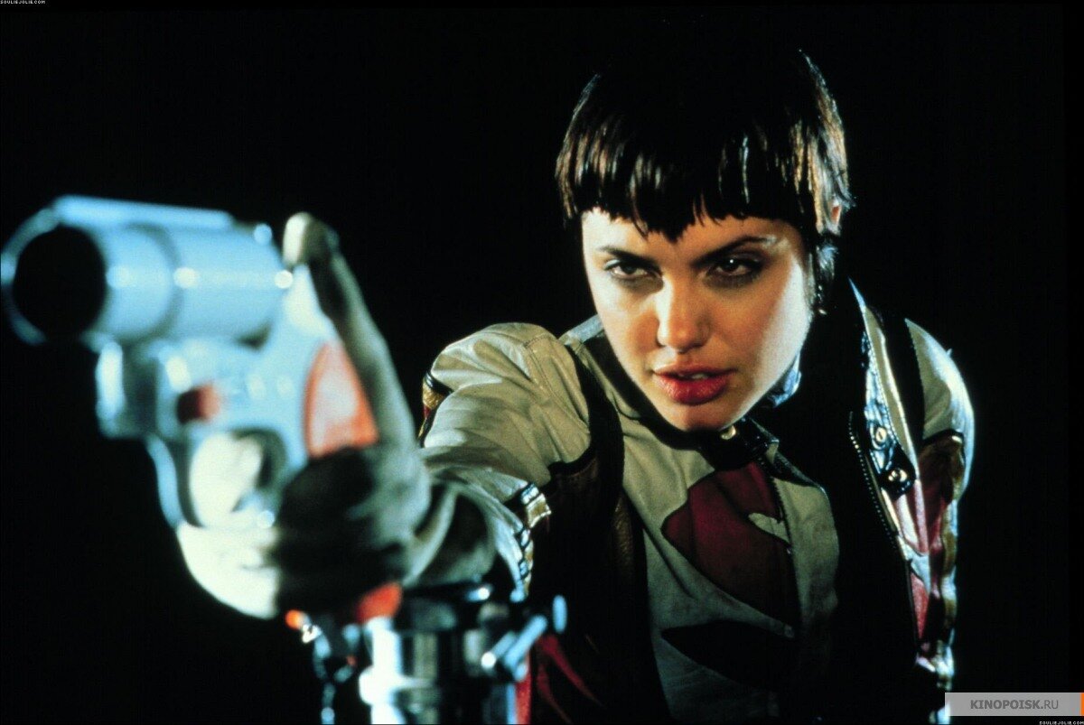 Хакеры (1995). Кадр взят с сайта Кинопоиск.