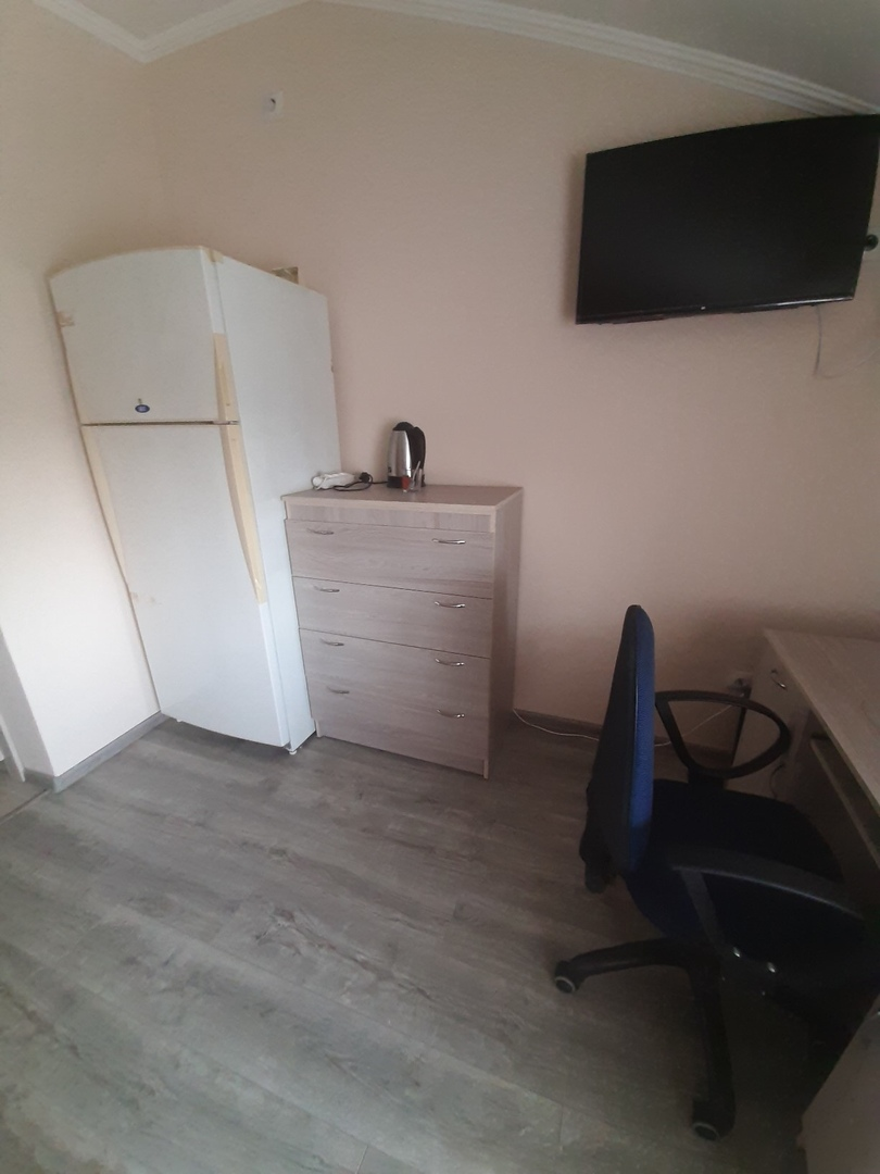 Наш номер в городе Севастополь, фото автора, снято на широкоугольную камеру