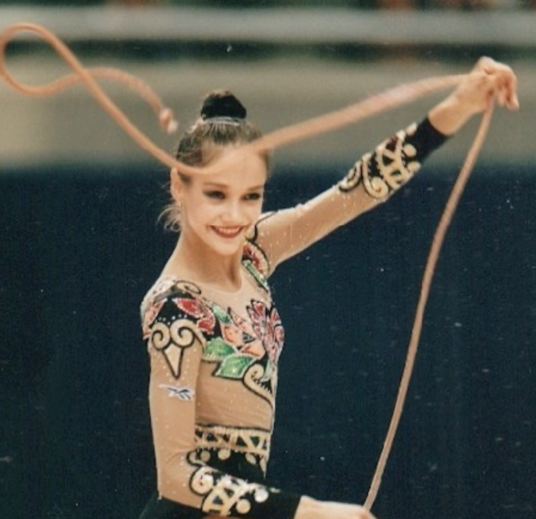 Чащина на тренировке в детстве