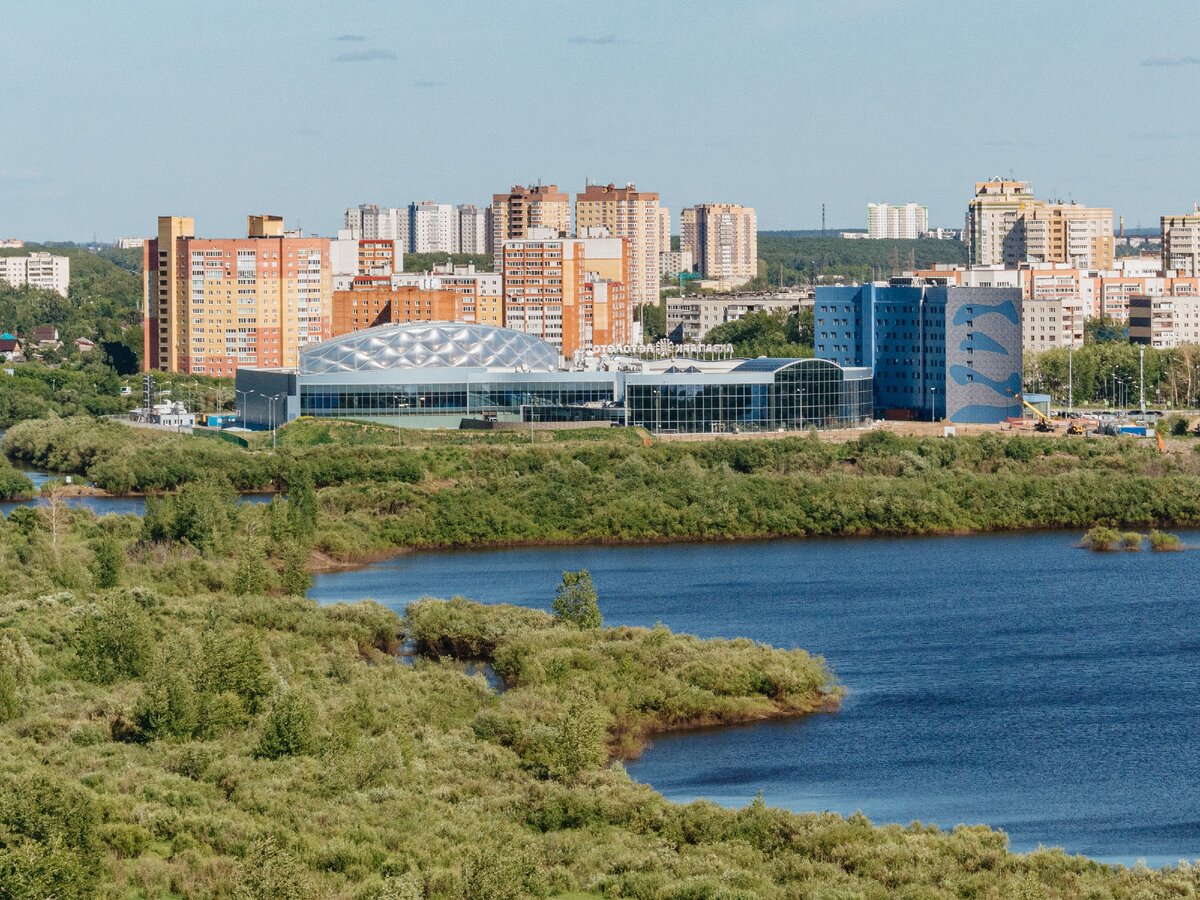 С видом на реку: история большой воды в микрорайоне ДОК | Застройщик 