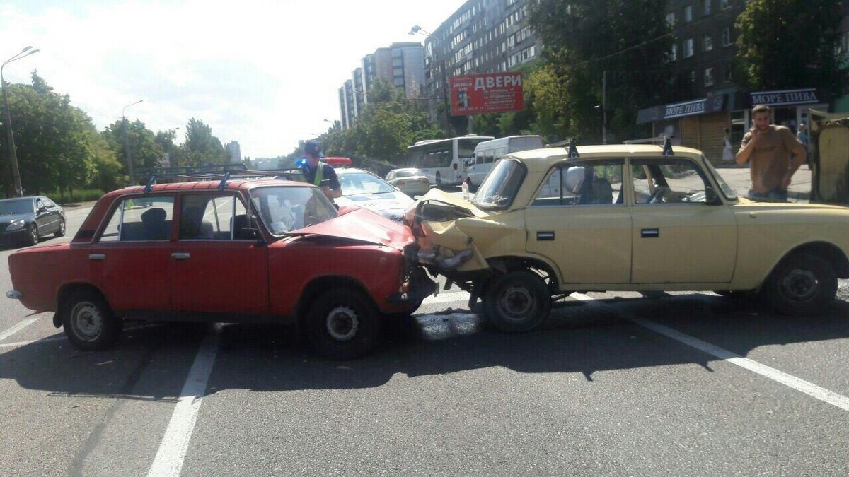 иж и москвич в чем разница