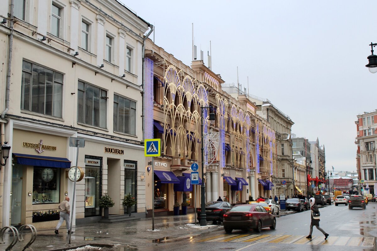 Улица петровка в москве