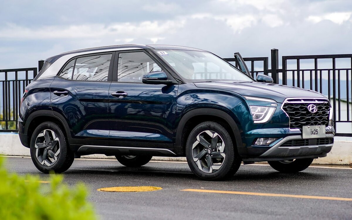 Второе поколение кроссовера в новом кузове сохранит общие пропорции современного облика, хорошо заметные на фото