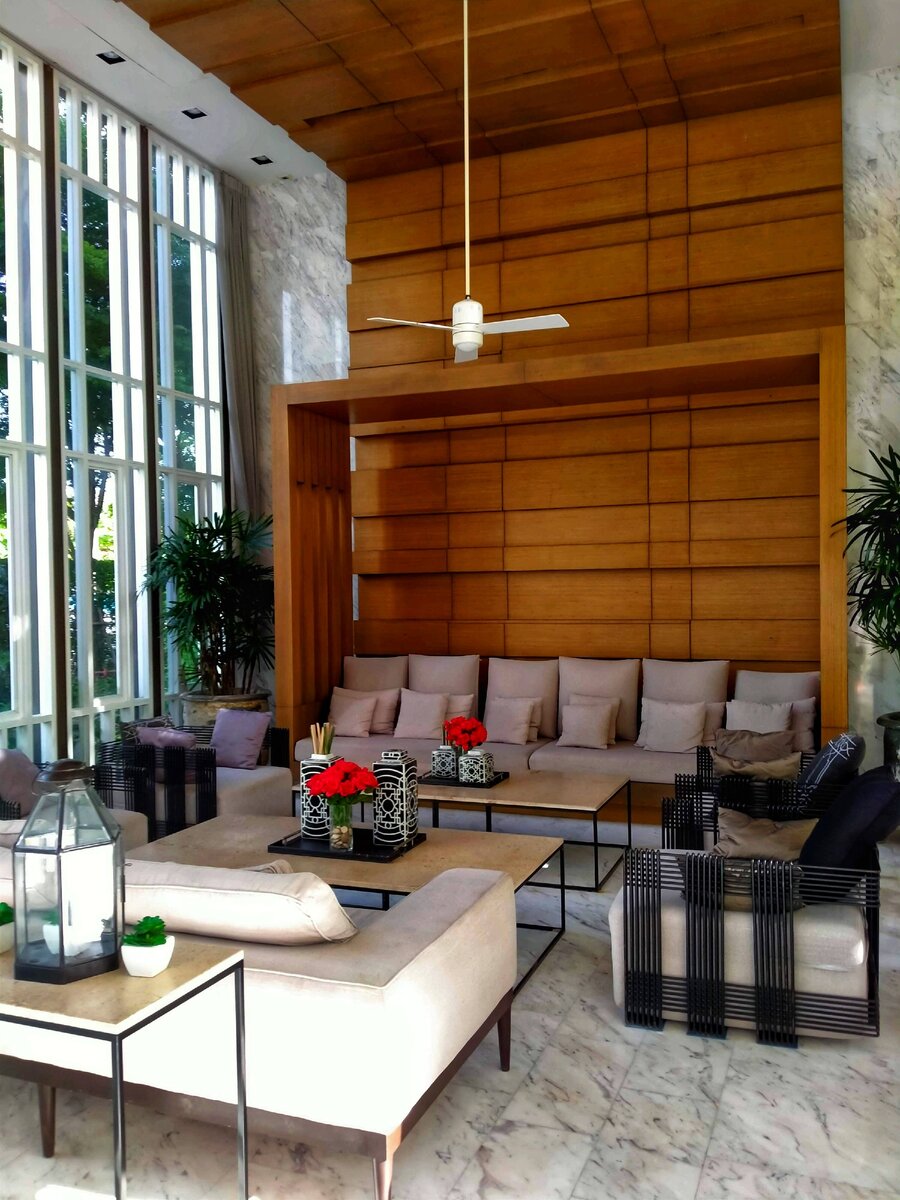 Общественное место в кондике, можно было тут посидеть с компьютером (ФОТО АВТОРА) Листайте дальше