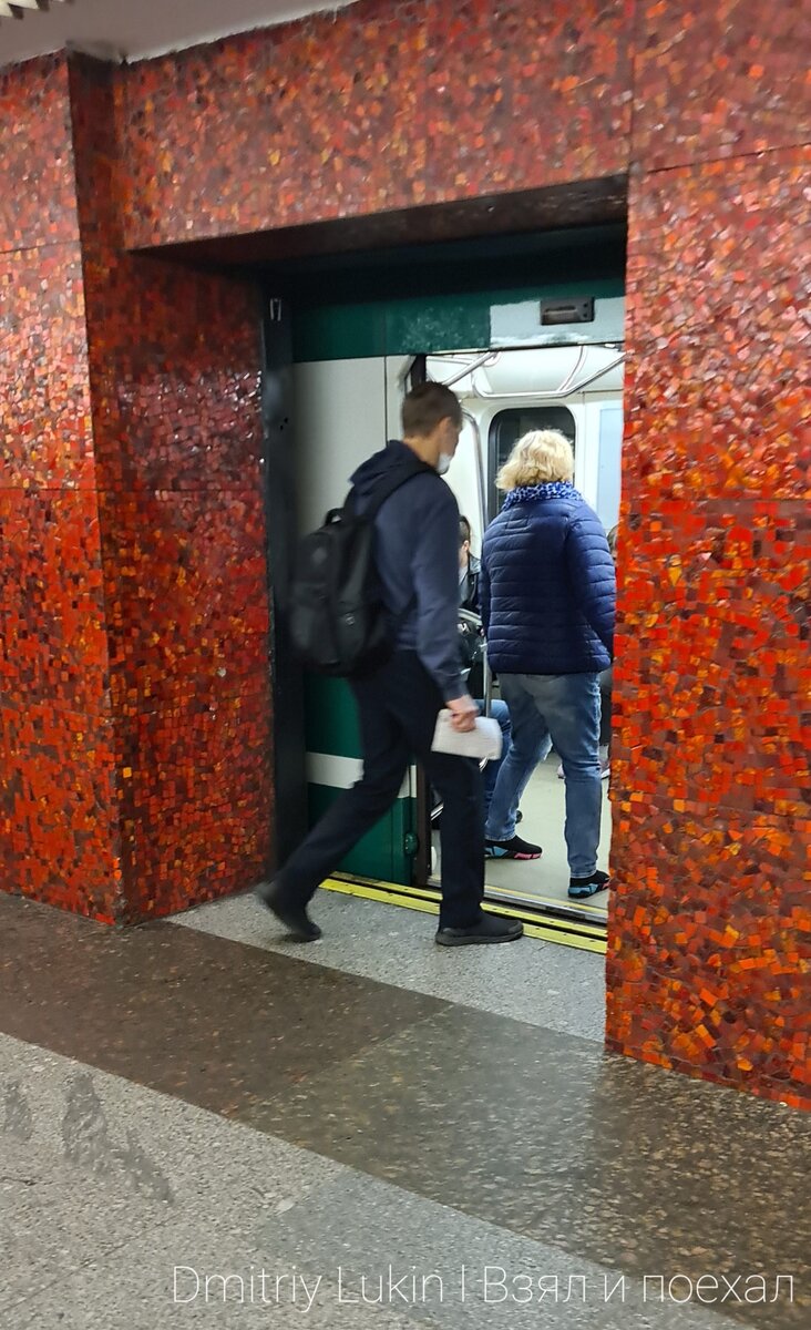 Станция метро Маяковская 