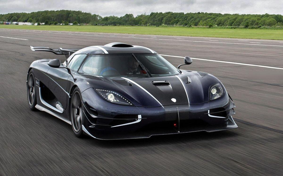 Koenigsegg one