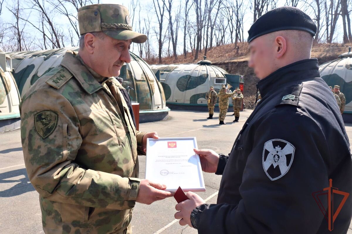 Военнослужащие специальной военной операции. Командующий Восточный округ Росгвардия. Командующий спец военной операцией. Военная охрана. Росгвардия специальная Военная операция.