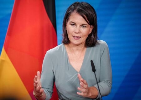    Анналена Бербок: санкции против России должны были бы иметь экономический эффект, но этого не происходит