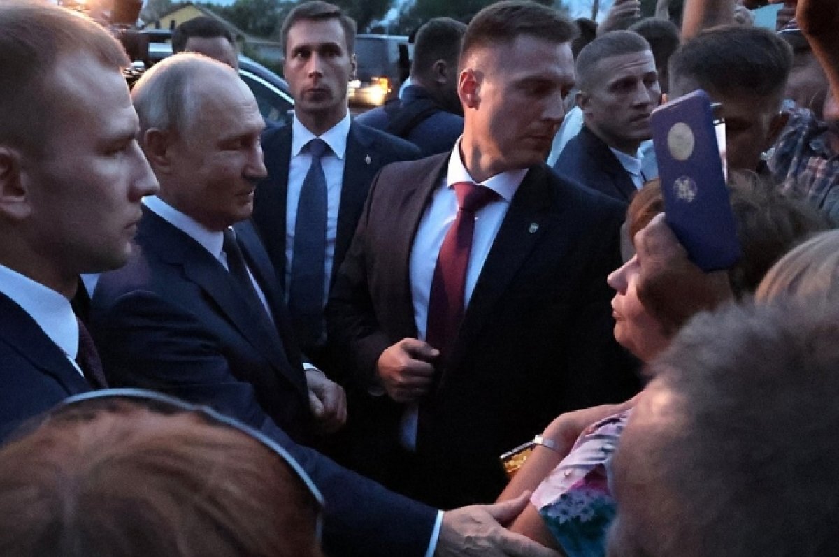    Стало известно, что учитель из школы в Тургиново попросила у президента РФ