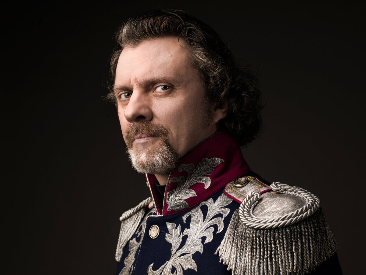 актер Николай Лазарев