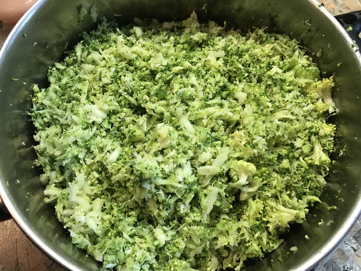 Тем временем у нас греется духовка. Температура нужна 200 градусов. 