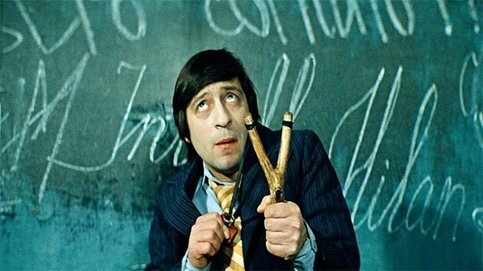 Хазанов в роли итальянского учителя трудных подростков в Ералаше 