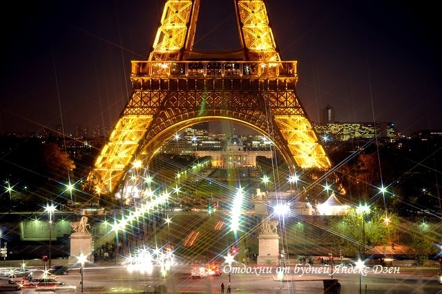 Новый год за границей: Париж