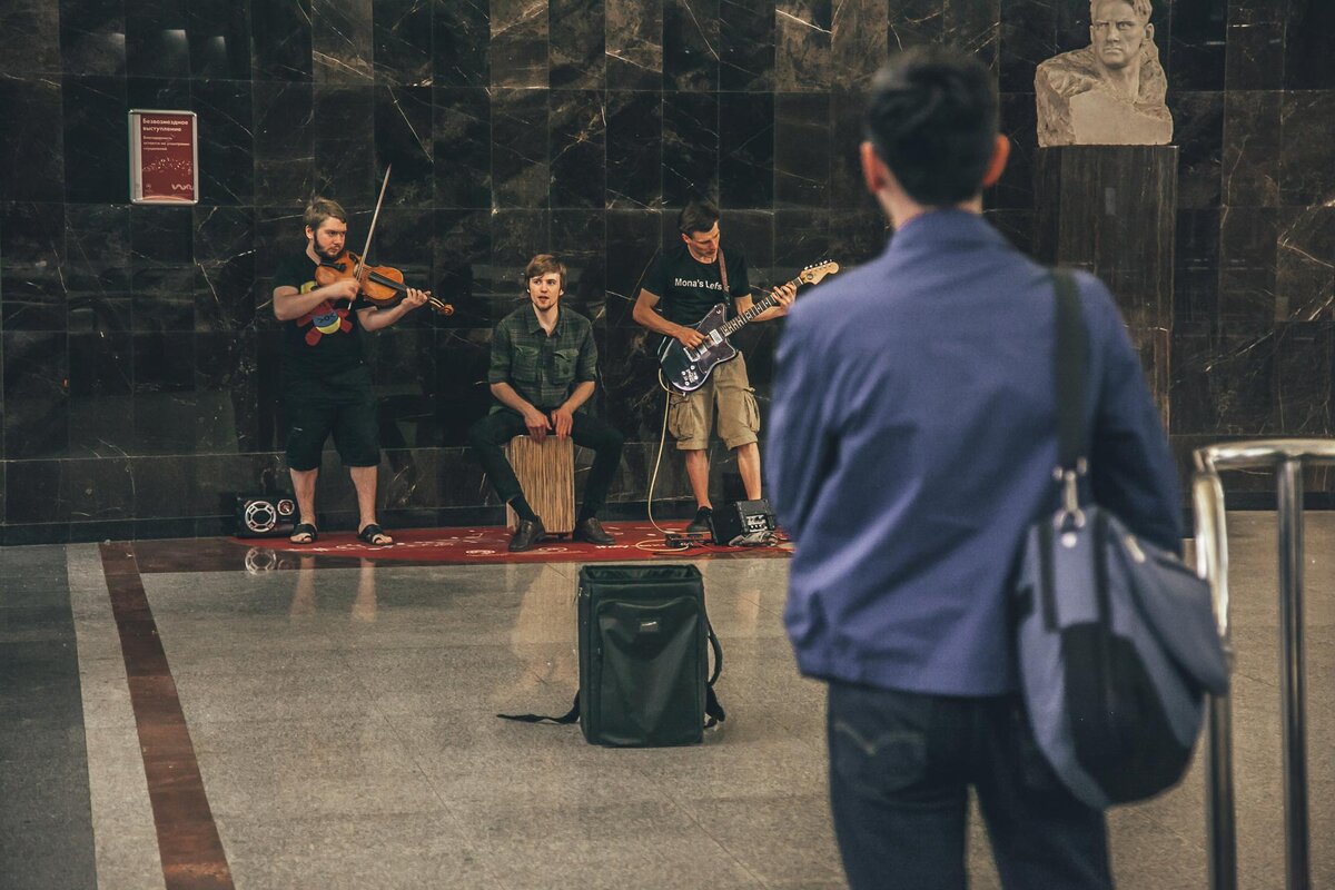 Музыканты в метро