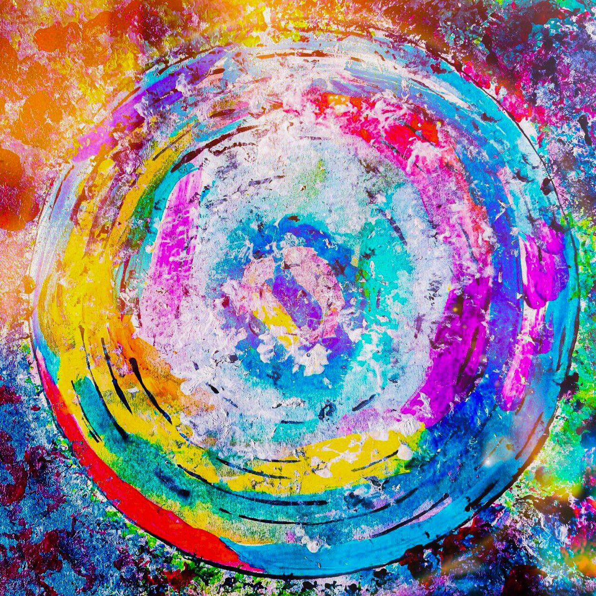 Это оптическая иллюзия Цветовое зрение обеспечивается тремя типами светочувствительных клеток-колбочек в сетчатке глаза. Каждый тип особенно чувствителен к своему цветовому диапазону — желто-красному, желто-зеленому и сине-фиолетовому.