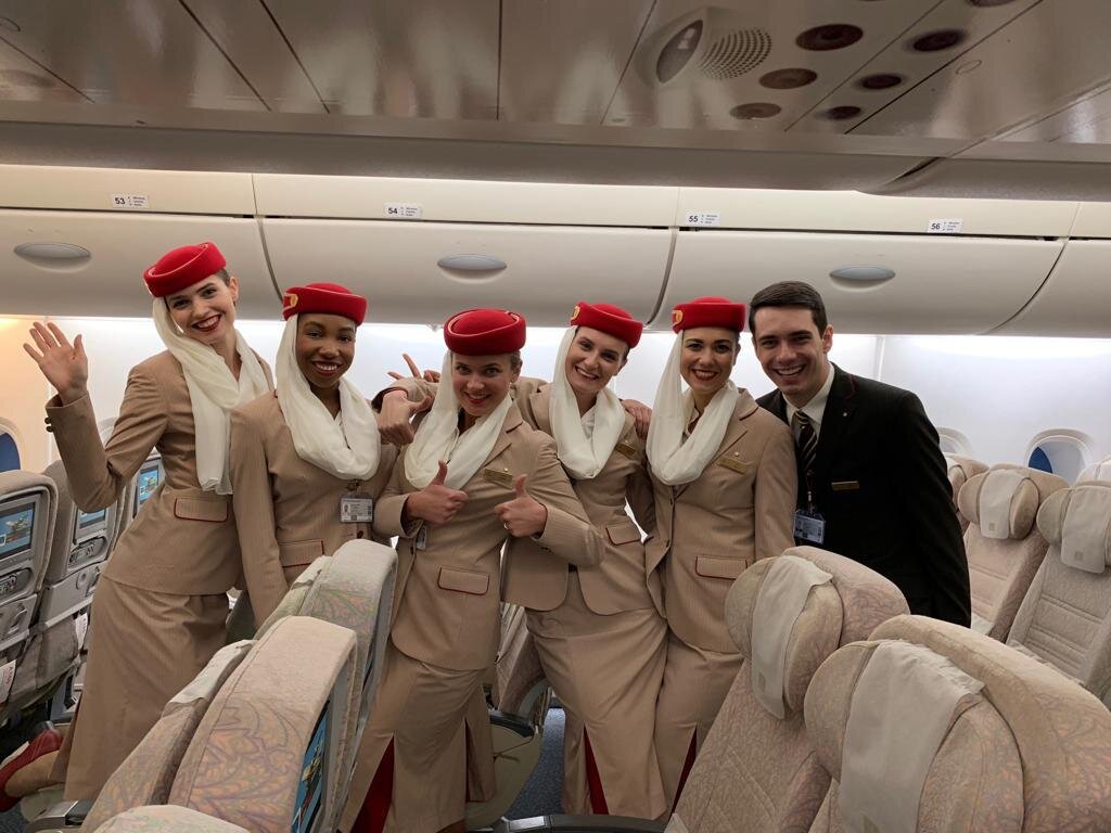 Образцы фото для собеседования на бортпроводника Emirates | EnglishSky | Дзен