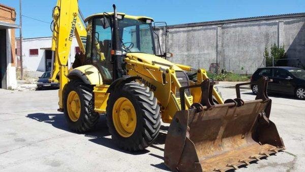 Экскаватор-погрузчик Komatsu WB97S