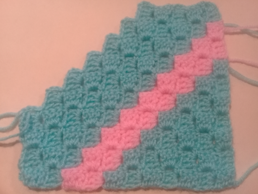 Техника вязания C2C (Corner to Corner или из угла в угол)