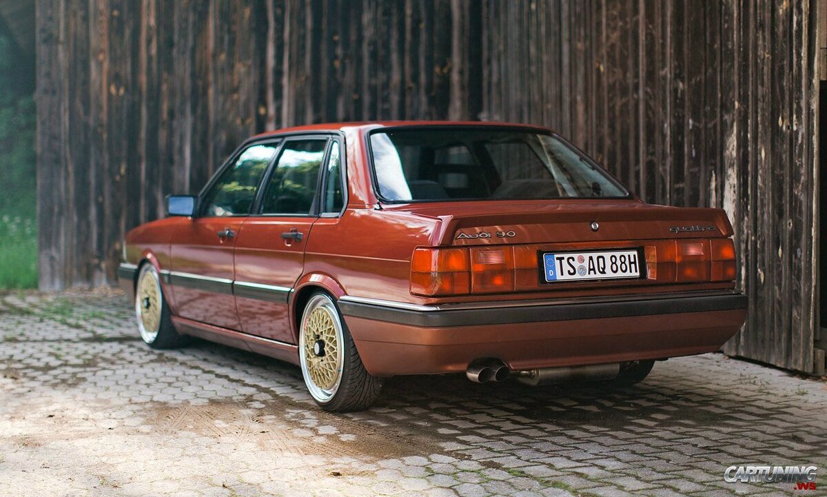 Последние Audi 80/90 B3 были проданы в северной америке как модели 1992 года; в Европе все B3 были сняты с производства в конце 1991 модельного года, чтобы уступить место серии B4; однако известно, что несколько Audi 90 Sport quattro с двигателем 2,3 л. 20V сошли с конвейера уже в начале 1992 года. После 1991 года название «Audi 90» было ликвидировано и все автомобили, продаваемые в Европе, шли под маркой «Audi 80». 
Автомобиль приобрёл огромную популярность в странах СНГ и широко представлен на вторичном рынке