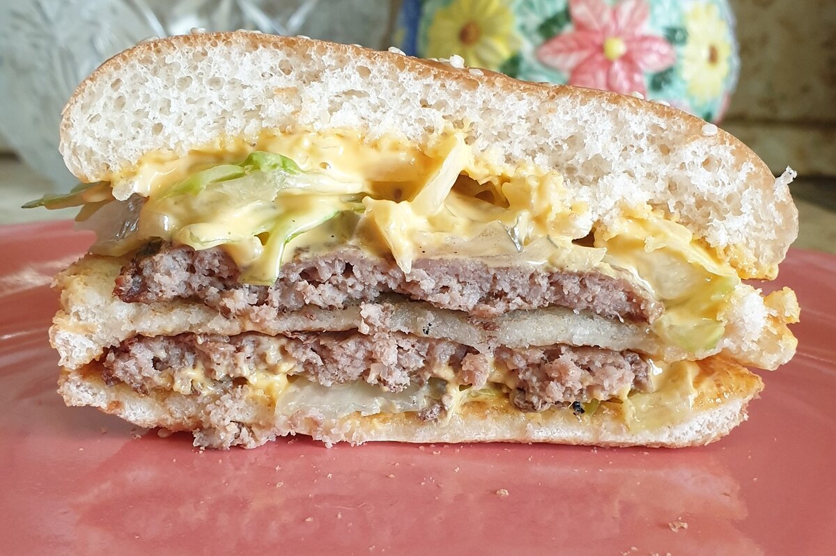 BurgerKing, Биг Кинг, 140₽, разрез