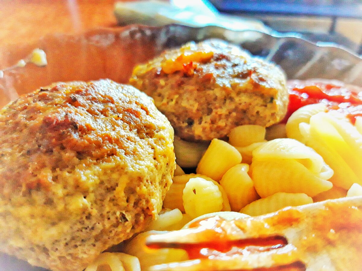 Зразы получаются сочными и очень вкусными. Спасибо за рецепт, бабушка. ФОто автора.