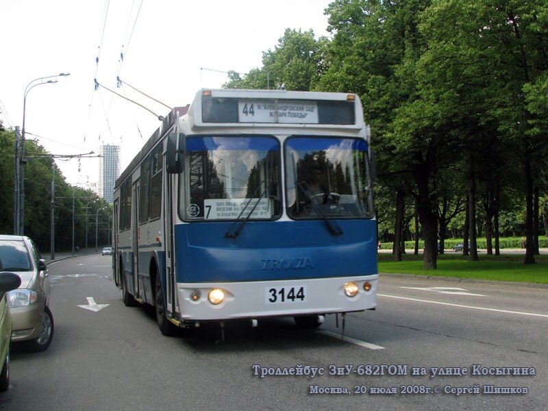 Троллейбус ЗиУ-682Г-016.02 (ЗиУ-682Г0М) № 3144 на улице Косыгина. 20 июля 2008 года, автор Сергей Шишков
