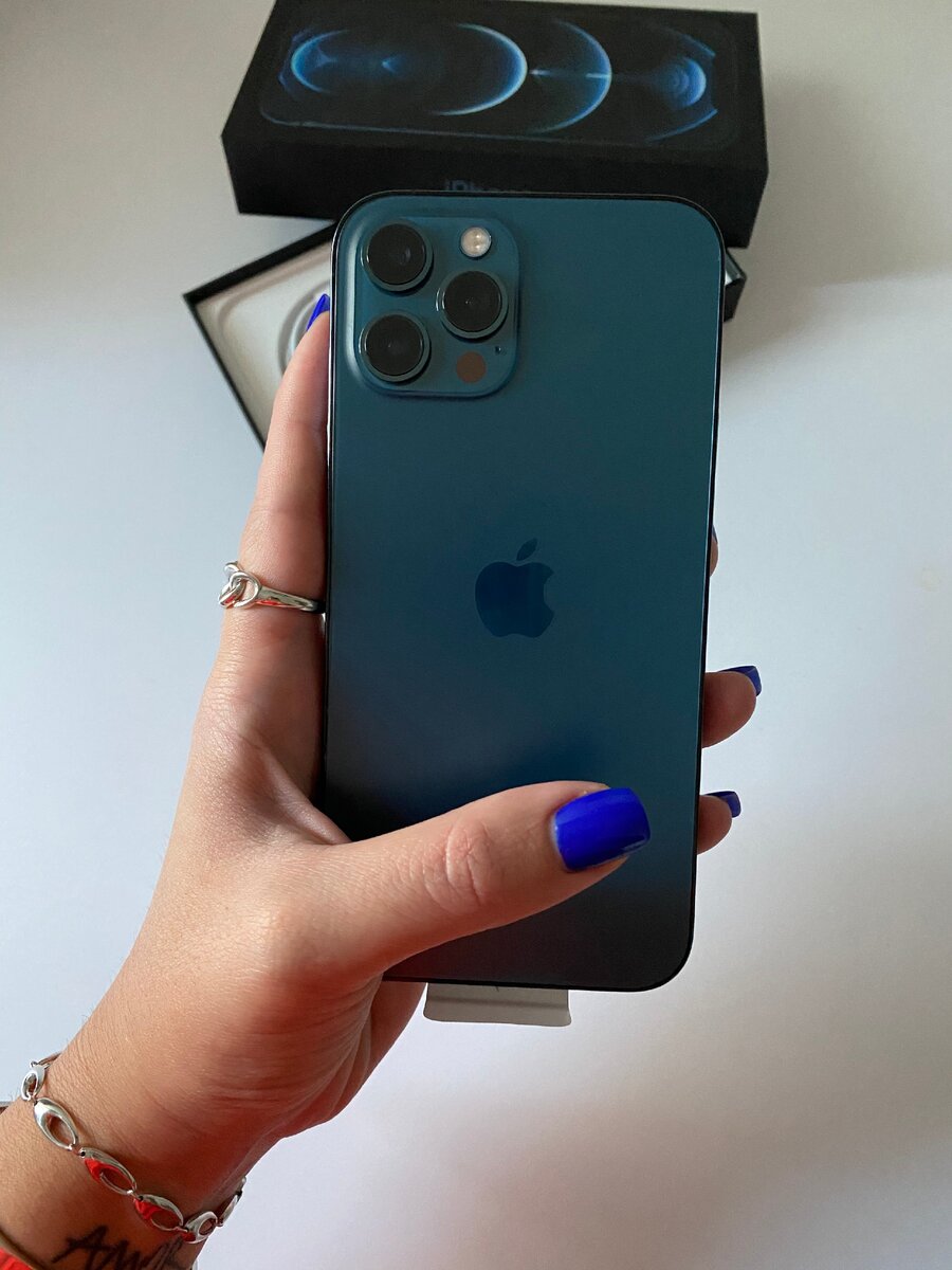 iPhone 12 Pro Max ocean blue