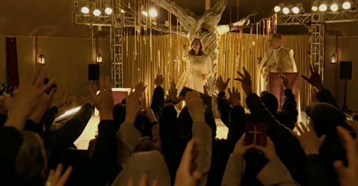 Нечестивые был снят по мистическому роману Джеймса Герберта "Святыня", который был опубликован в 1983 году.