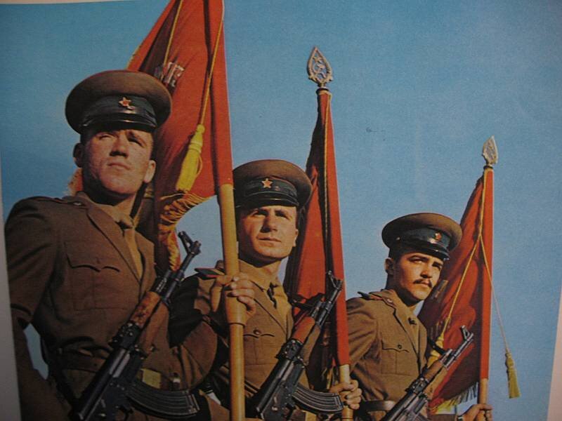 Солдаты советского союза.
