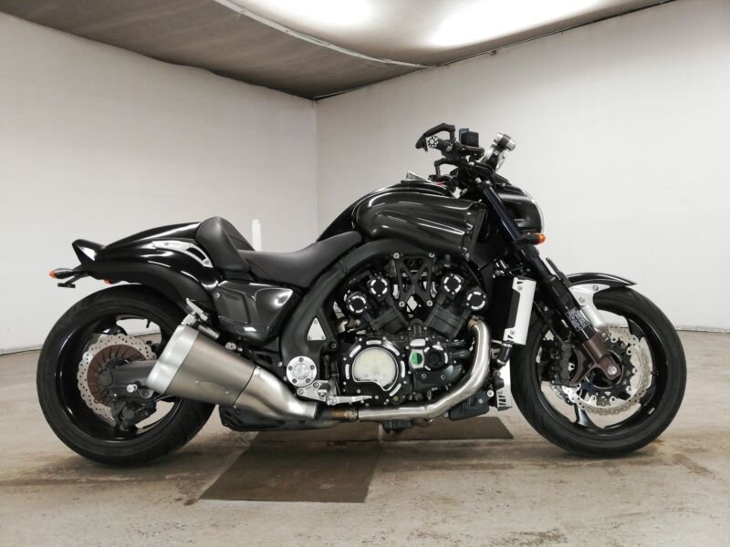 Yamaha v Max 1700 Ghost Rider