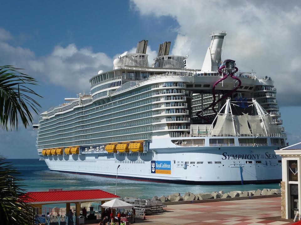 Symphony of the Seas круизный лайнер
