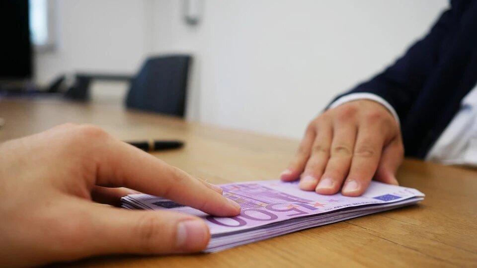 Visa и MasterCard запретили платежи российскими картами за рубежом. Фото: pixabay.com 