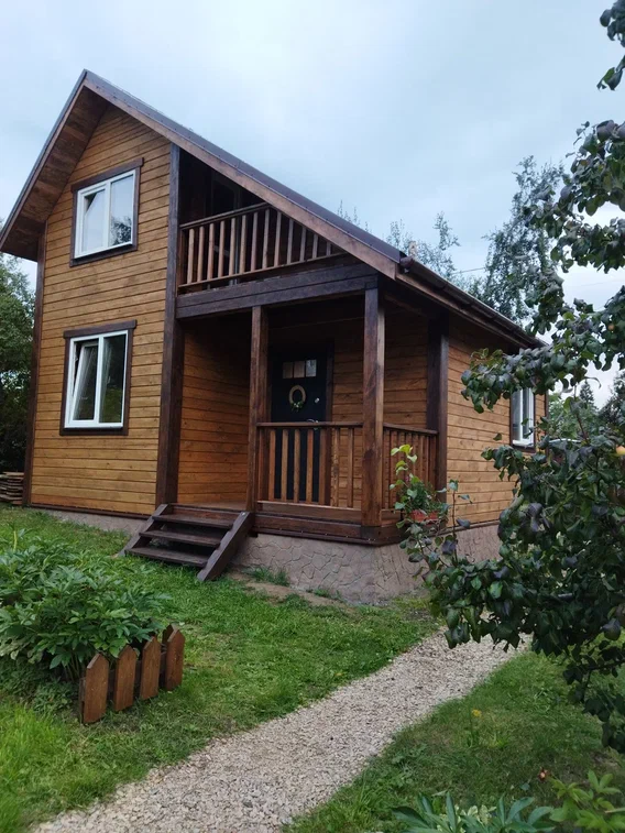 Дом. 6*6, на месте первой пашни...