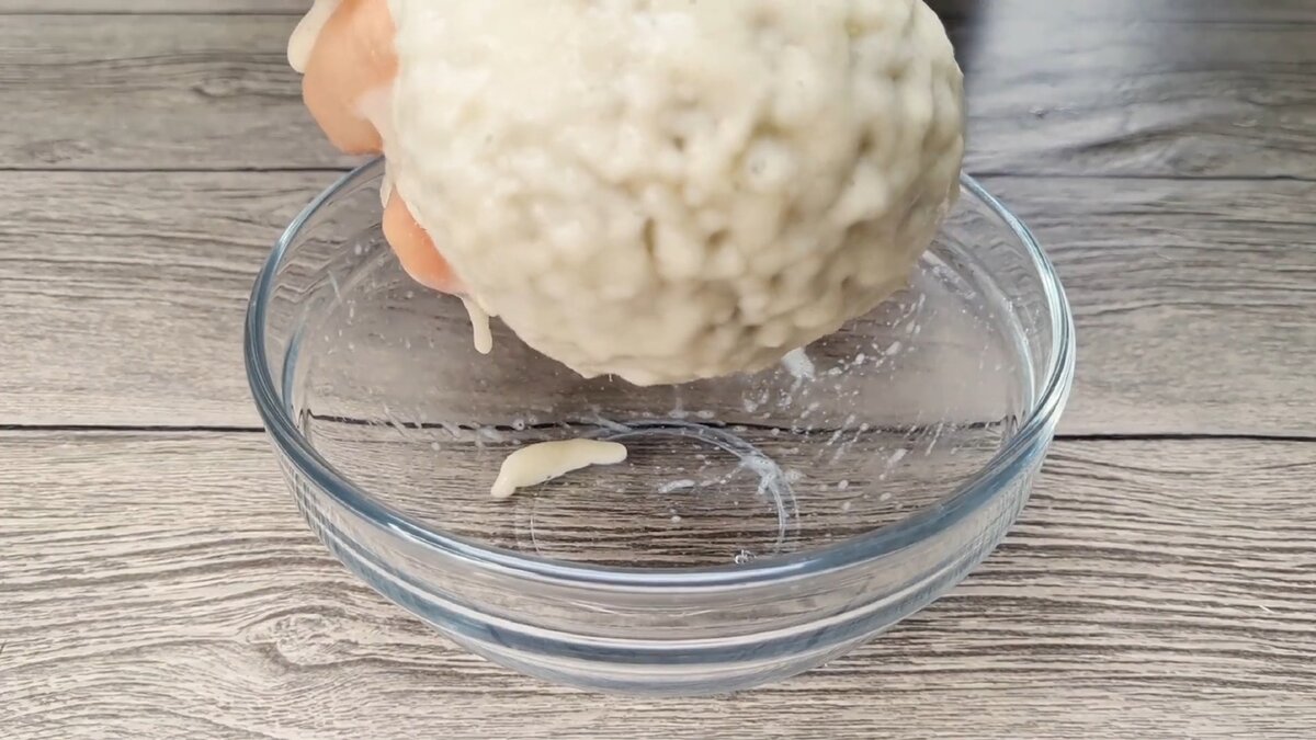 Mâinile mele par că ar fi din nou 25 de ani!  Fac o mască de casă din cele mai simple ingrediente - funcționează mai bine decât orice achiziționat