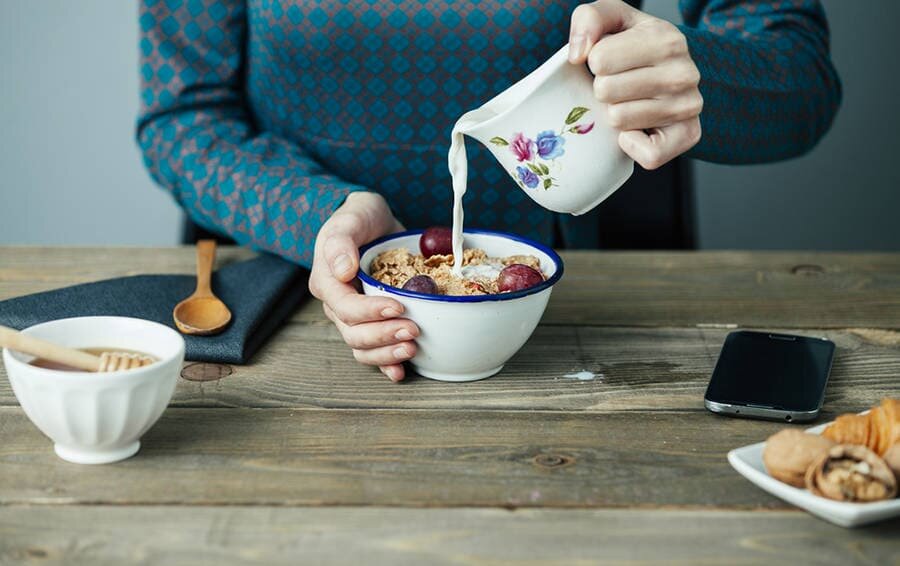 Мюсли часто содержат добавленный сахар