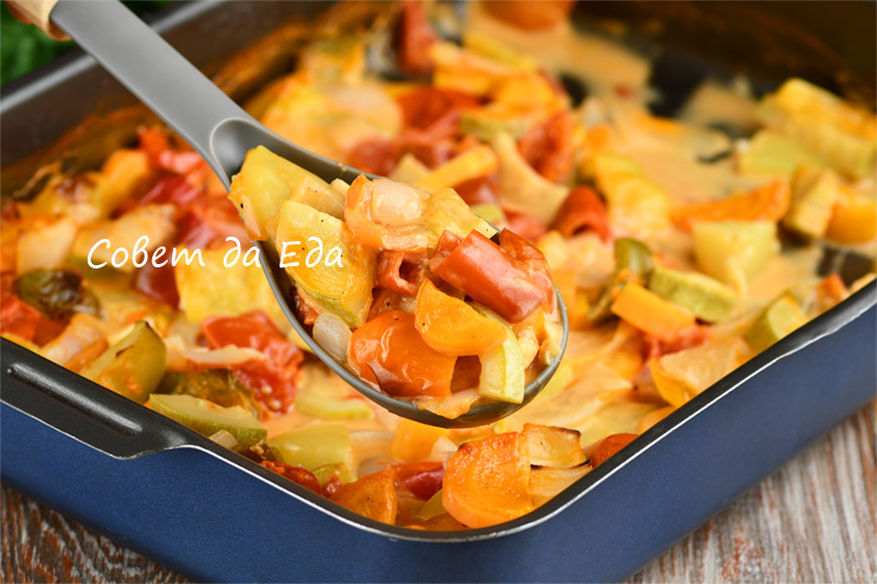 Пожалуй, это самый простой способ приготовления овощного рагу (сочно и очень вкусно)