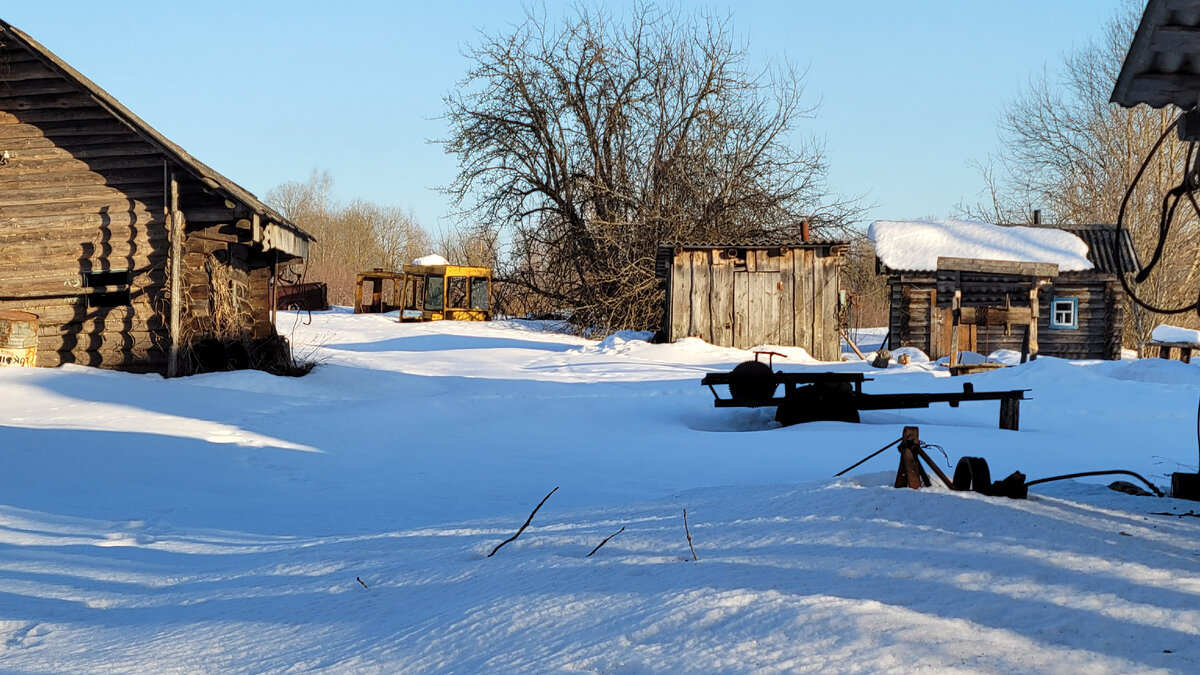 Угандошился в край. Silent boy cries rudeclub. Седяш пермский край октябрьский район. Край кинуть. Просто исчезнуть из жизни цитаты.