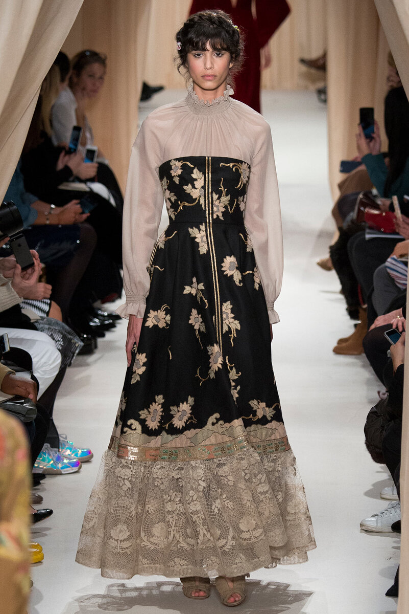 №2. Valentino Fashion, 2015