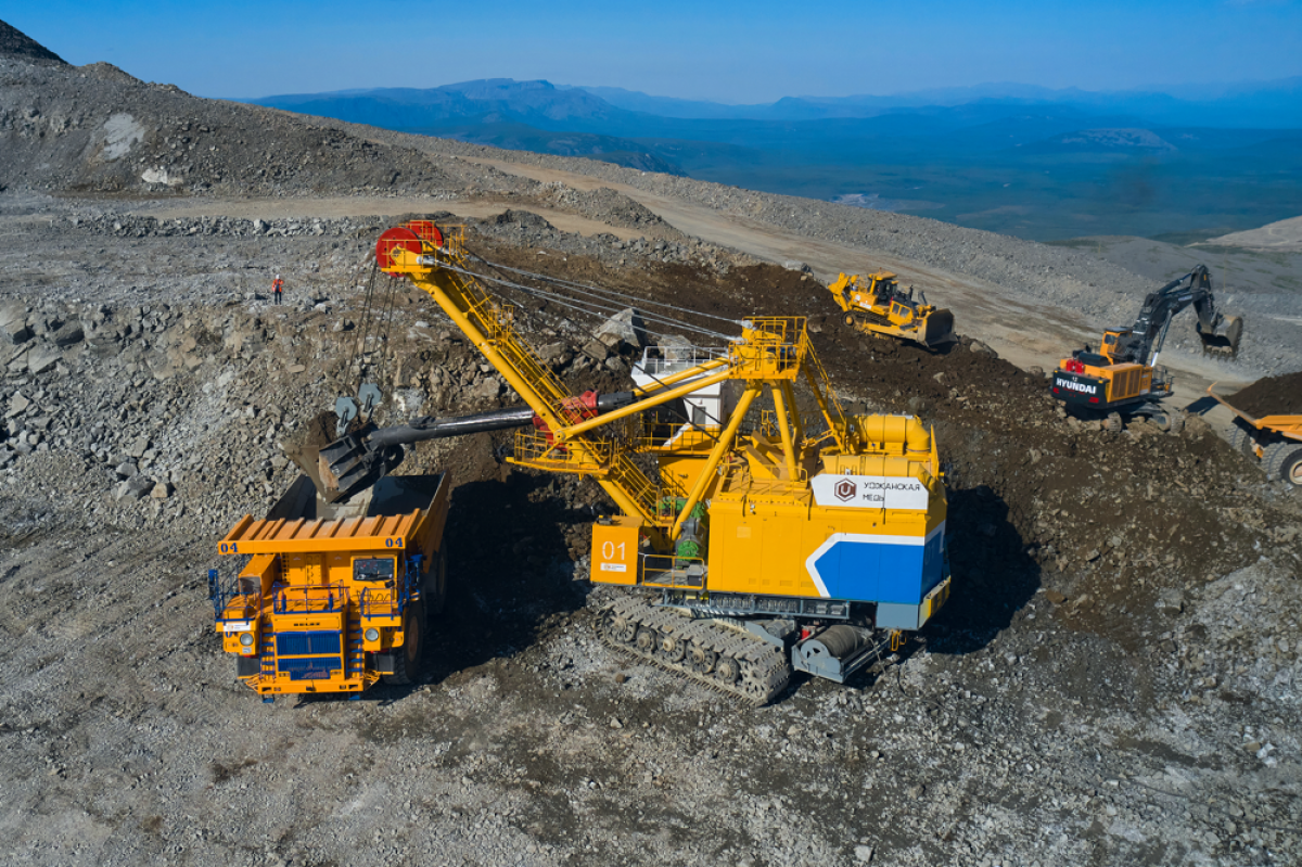    Путин дал старт производству меди на крупнейшем в России месторождении