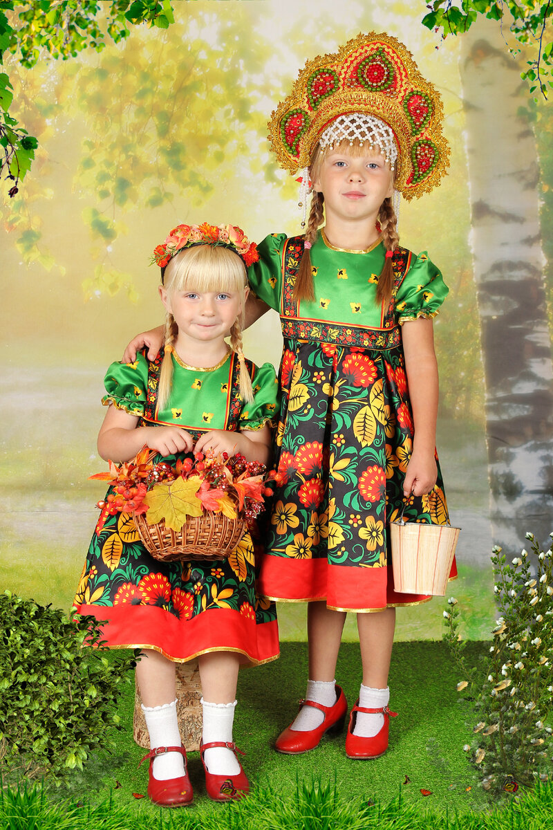 Машка любит прикалываться, поэтому постоять спокойно дорогого стоит)