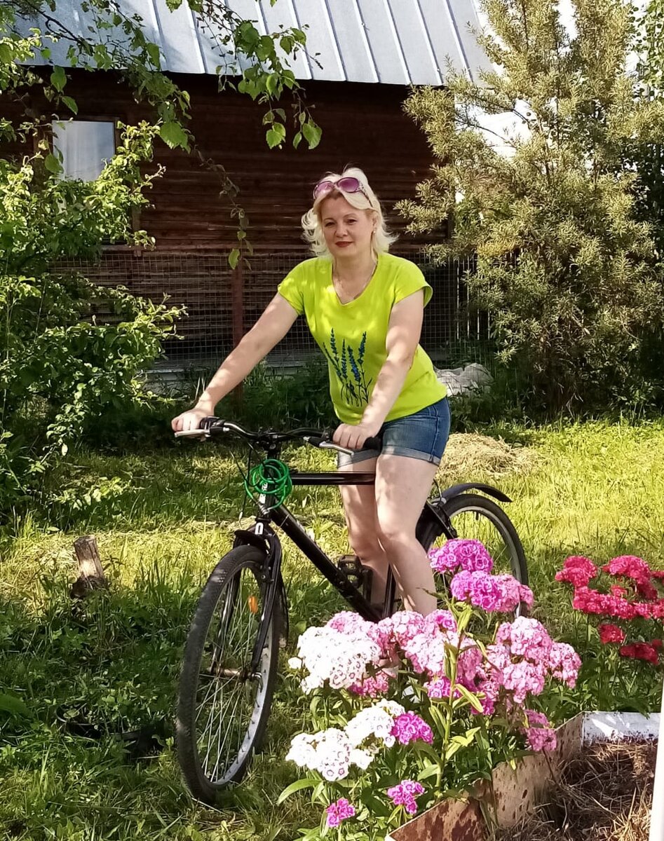 Наша соседка Татьяна Викторовна — хохотушка и говорунья