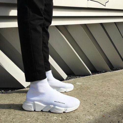 Кроссовки Balenciaga – спортивная обувь в стиле высокой моды