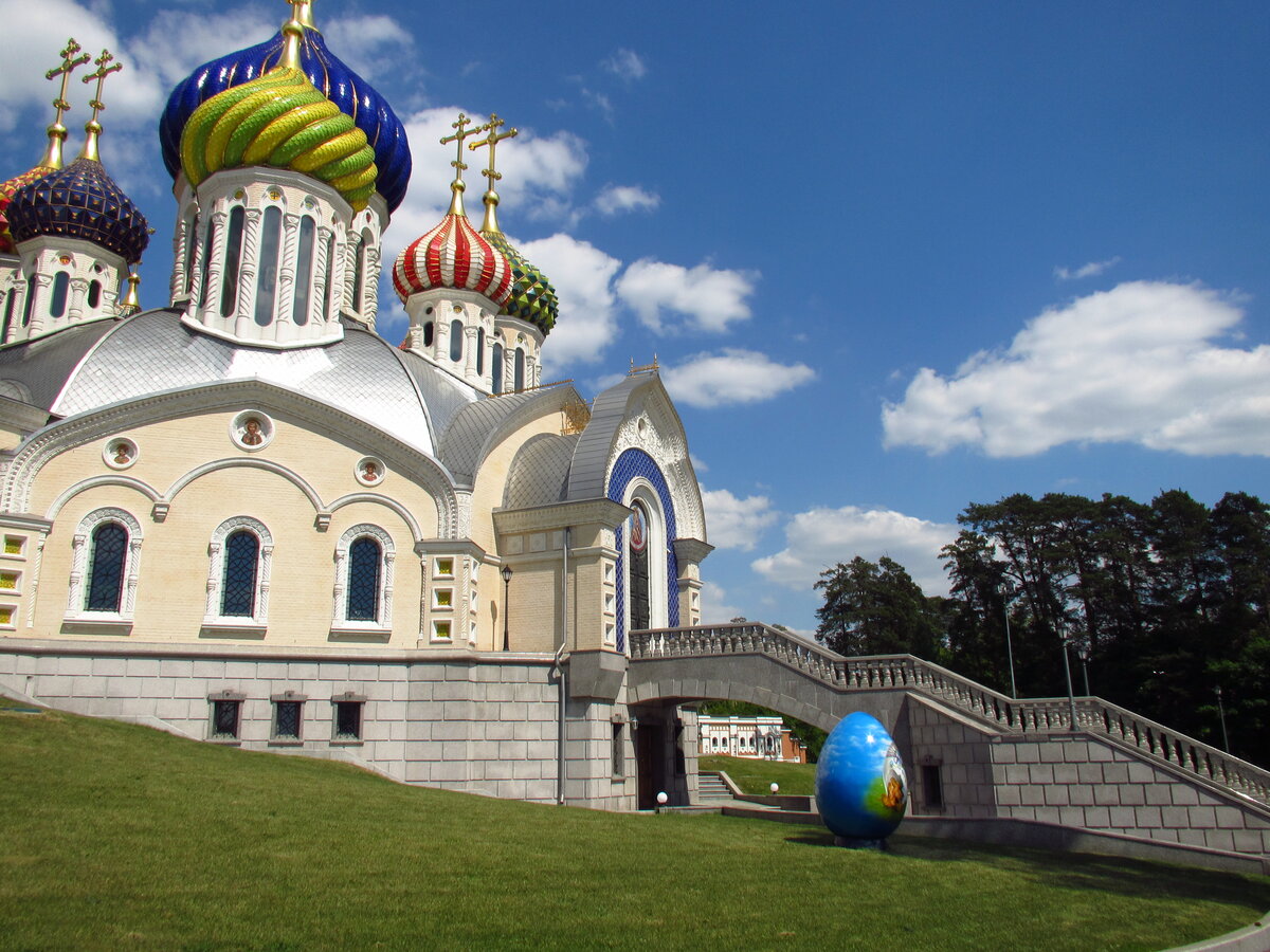 Патриаршее подворье в Переделкино зима