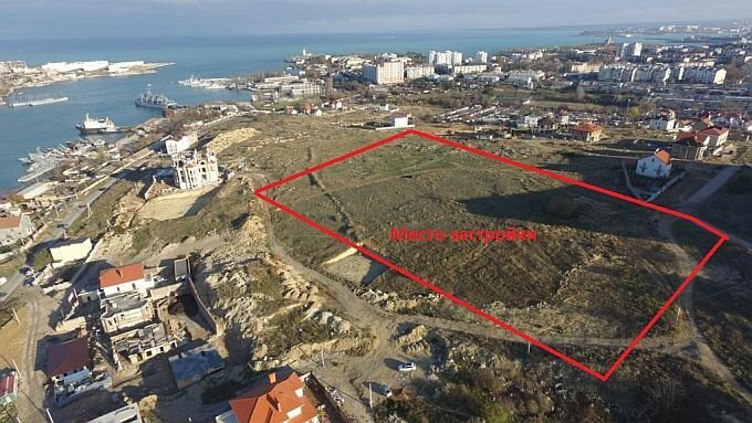 Участок под застройку комплекса "Марина-де-люкс". Фото: reklama-sev.com.