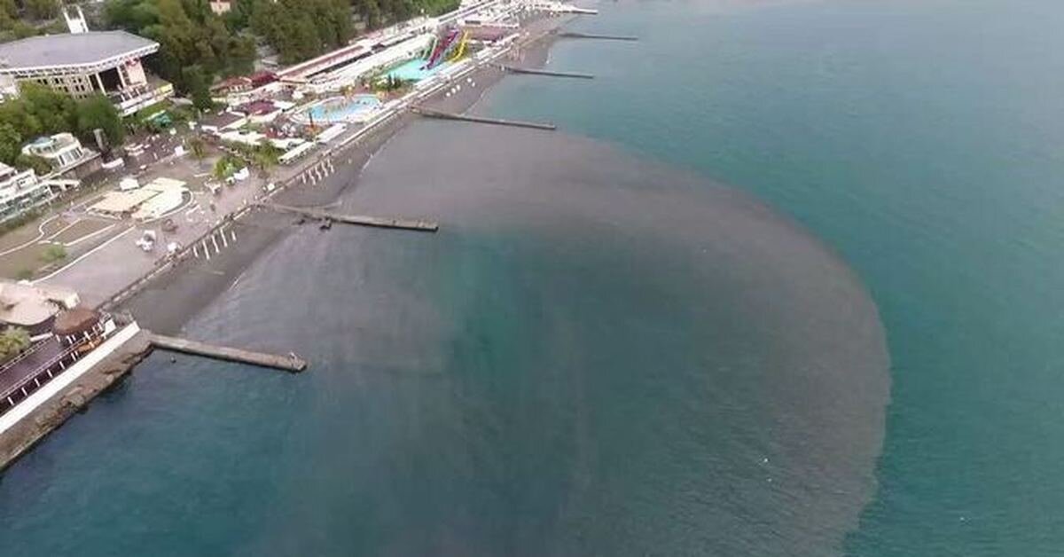 Снимок найден на просторах интернета. Наглядно видно весь Но видела подобное зрелище своими глазами.