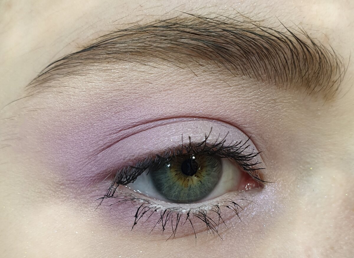 Used: Colourpop "Lilac you a lot" palette