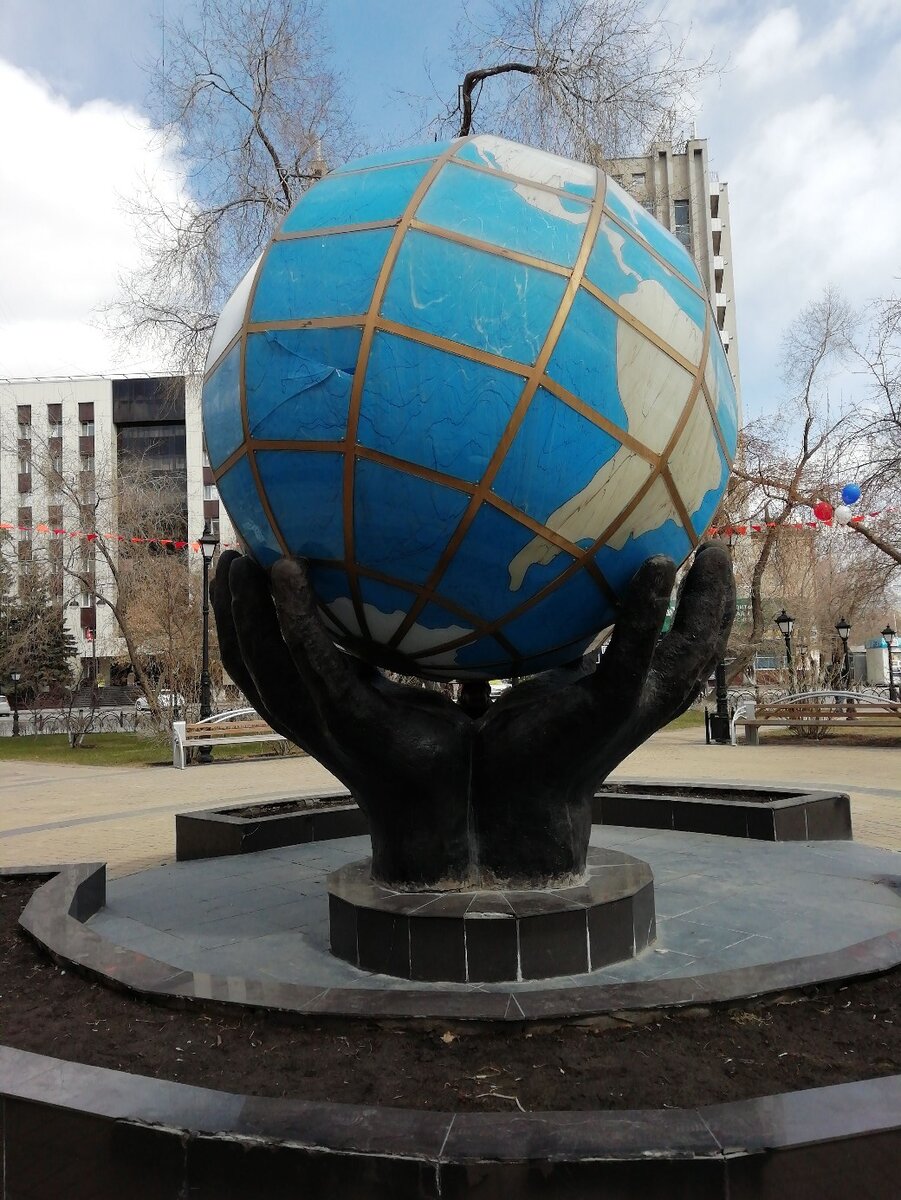 Скверов и парков очень много. г. ТЮМЕНЬ 