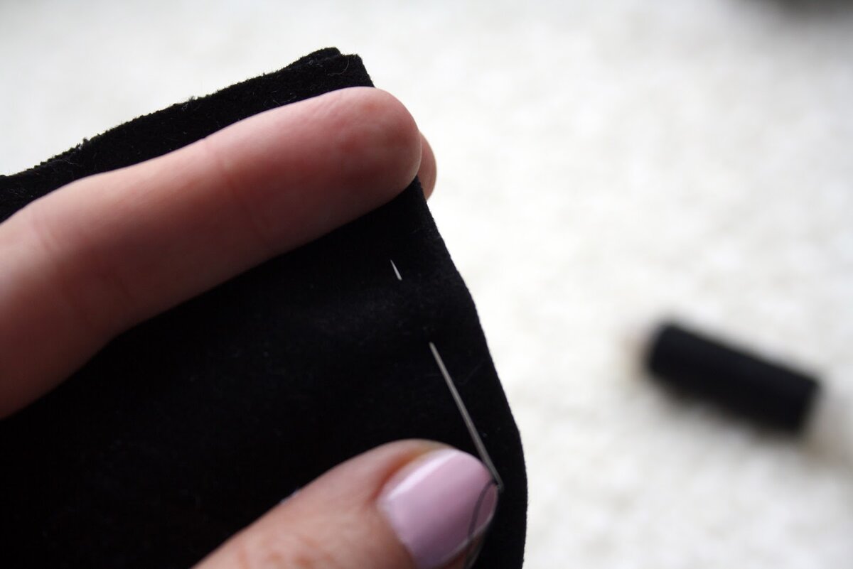 Сшиваем ткань в полоску