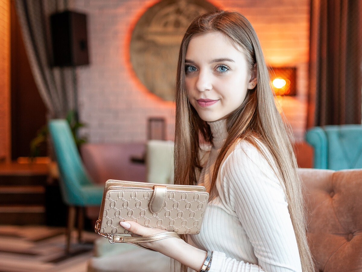 ← Листайте, чтобы увидеть больше фото →